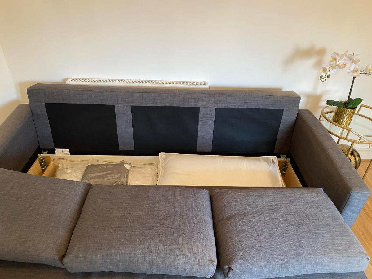 Villa Private House With Free Park For Group Near Wembley Station London Exterior foto